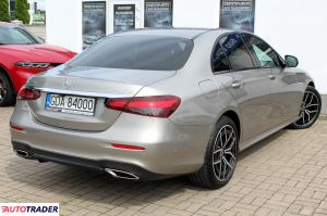 Mercedes E-klasa 2023 2.0 200 KM