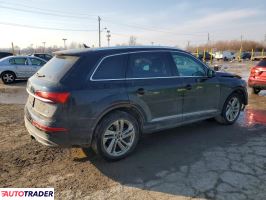 Audi Q7 2021 3