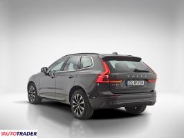 Volvo XC60 2022 2.0 197 KM