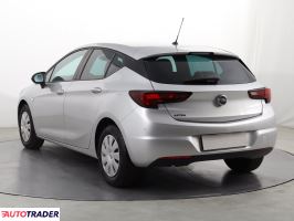 Opel Astra 2019 1.4 123 KM