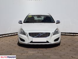 Volvo V60 2012 2.4 160 KM