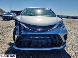 Toyota Sienna 2024 2
