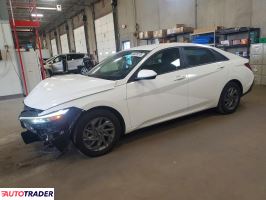 Hyundai Elantra - zobacz ofertę