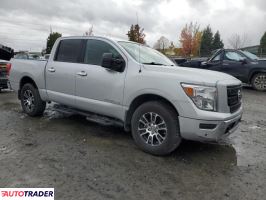 Nissan Titan 2021 5