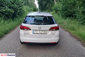 Opel Astra 2017 1.6 95 KM