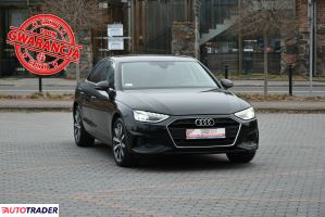 Audi A4 2022 2.0 150 KM