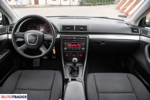 Audi A4 2007 1.6 102 KM Audi A4 2007 1.6 102 KM