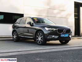 Volvo XC60 2019 2.0 246 KM