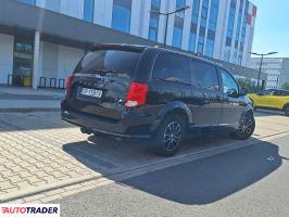 Dodge Grand Caravan 2018 3.6 287 KM