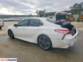 Toyota Camry 2020 3