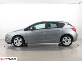 Opel Astra 2011 1.6 113 KM
