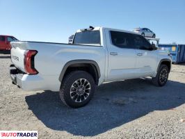 Toyota Tundra 2022 3