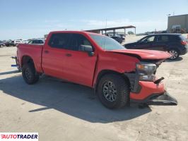 Chevrolet Silverado 2021 4