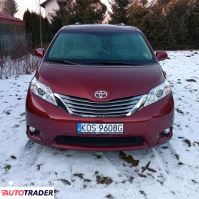 Toyota Sienna 2015 3.5 266 KM