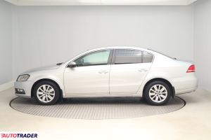 Volkswagen Passat 2011 2.0 138 KM