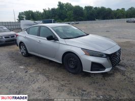 Nissan Altima - zobacz ofertę