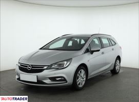 Opel Astra 2018 1.4 147 KM