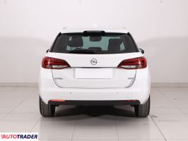 Opel Astra 2018 1.6 134 KM