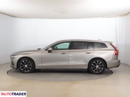 Volvo V60 2019 2.0 147 KM