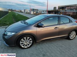 Honda Civic 2012 1.8 142 KM