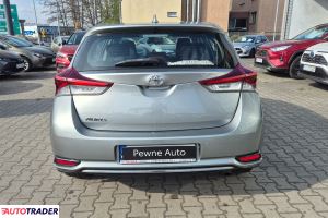 Toyota Auris 2017 1.6 132 KM