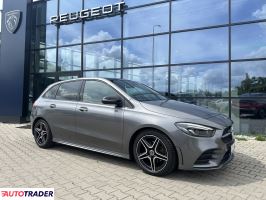 Mercedes Pozostałe 2019 1.3 163 KM