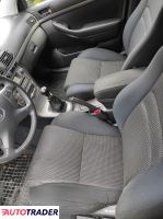 Toyota Avensis 2006 2.2 177 KM