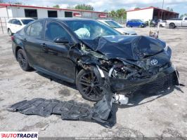 Toyota Camry 2025 2