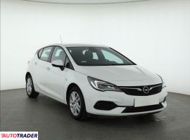 Opel Astra 2019 1.2 108 KM
