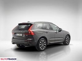 Volvo XC60 2023 2.0 197 KM