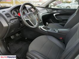 Opel Insignia 2010 2.0 220 KM