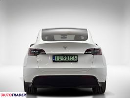 Tesla Model Y 2023 299 KM