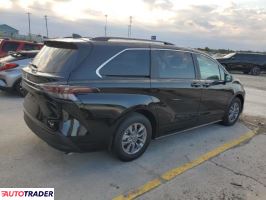 Toyota Sienna 2025 2