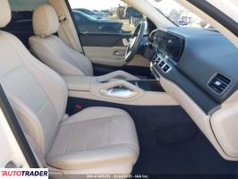 Mercedes GL 2020 3 Mercedes GL 2020 3