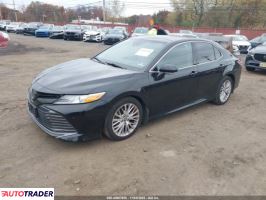 Toyota Camry 2019 3
