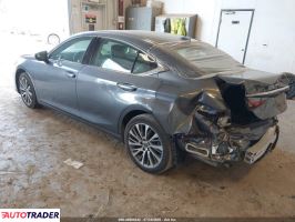 Lexus ES 2020 3