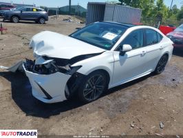 Toyota Camry 2025 2