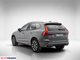 Volvo XC60 2023 2.0 197 KM