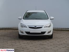 Opel Astra 2011 1.4 99 KM