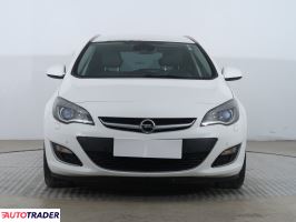 Opel Astra 2013 2.0 162 KM