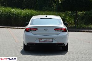 Opel Insignia 2020 2.0 200 KM