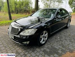 Mercedes S-klasa 2006 3.2 231 KM