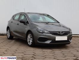 Opel Astra 2021 1.2 143 KM