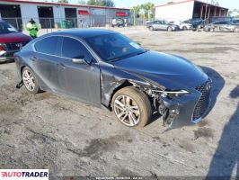Lexus IS - zobacz ofertę