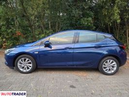 Opel Astra 2020 1.2 145 KM