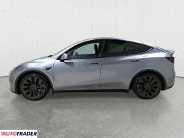 Tesla Model Y 2023 534 KM