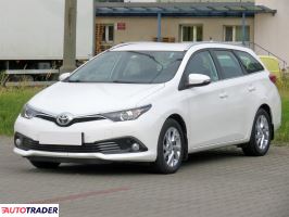 Toyota Auris 2015 1.6 109 KM Toyota Auris 2015 1.6 109 KM