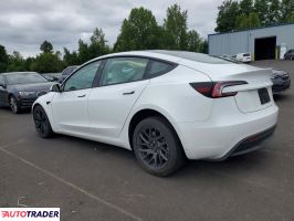 Tesla Model 3 2025