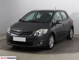 Toyota Auris 2012 1.3 97 KM