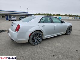 Chrysler 300C 2022 3